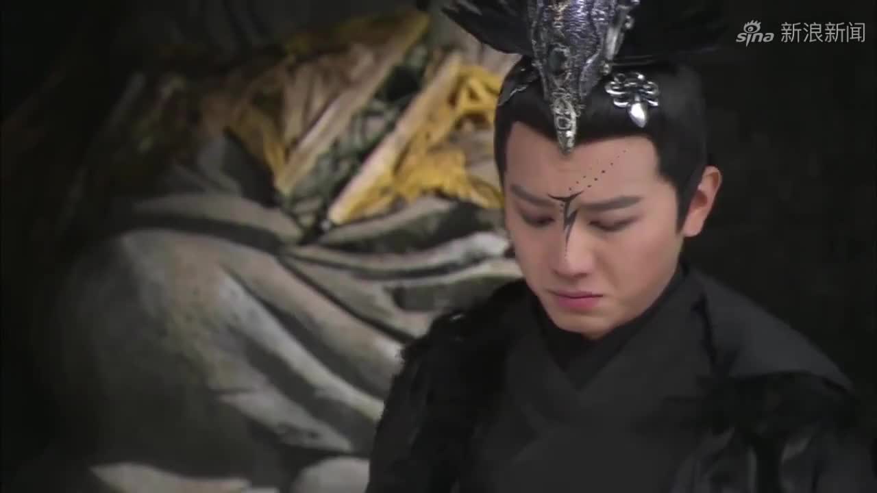 活佛济公:神秘人给乌金疗好伤就走了,却不知赵斌白雪在暗处看着