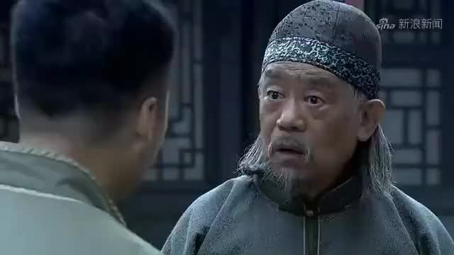 打狗棍:为了报仇,戴天理把戴翰霆扛起来,送进屋里绑了起来!