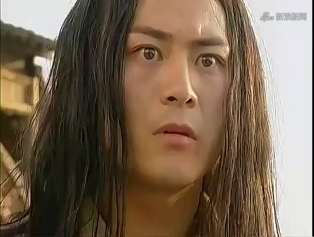 笑傲江湖:余沧海使出青城派变脸绝技,大战木驼背,这段打斗精彩