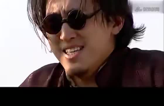 关中匪事:蛮蛮脱外套,闯进房间做风流鬼