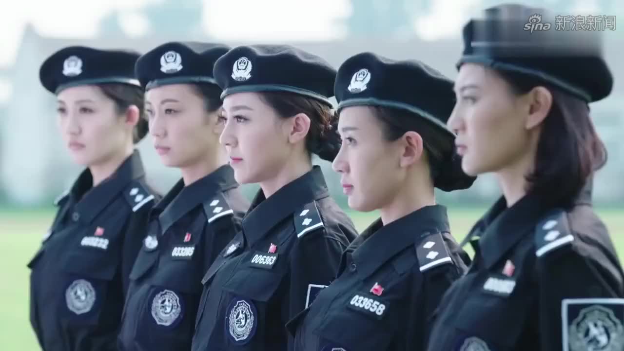 警花:姝寒真是个好苗子,五分钟熟悉警犬,蒙眼识犬竟全中