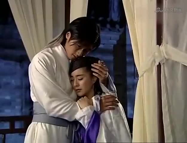 小鱼儿与花无缺-花无缺心态崩了,居然对师傅出手,邀月生气了