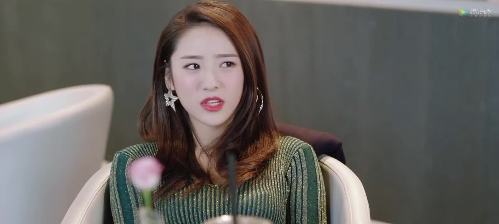 周小山的双商真的高,裘佳宁已经够聪明了吧