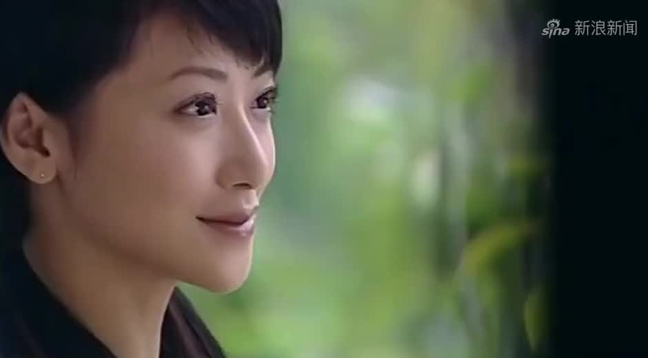 罗柔想进秘密房间,不敢擅自闯入,只好陷害妹妹