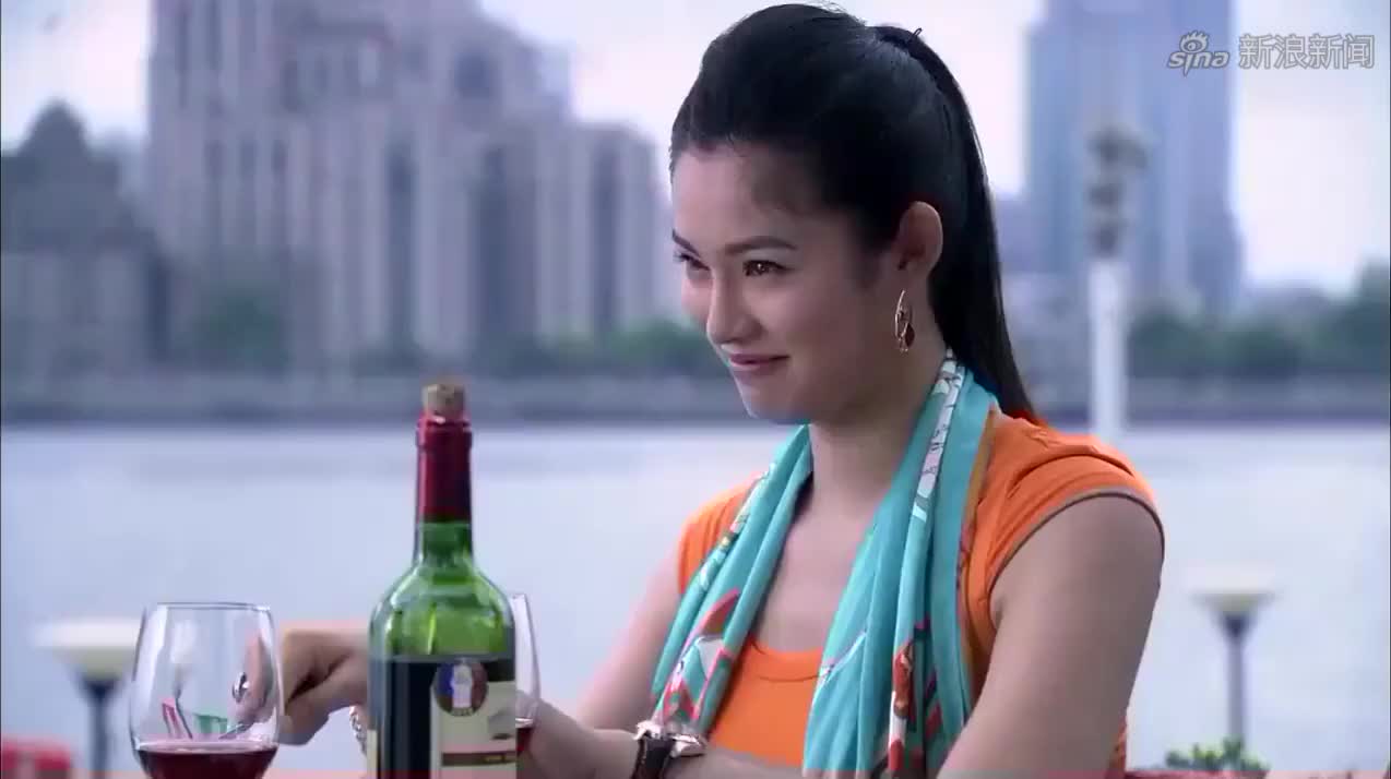 穷小子终于翻身了,给女神送来几十万的礼物,不料还是被瞧不起