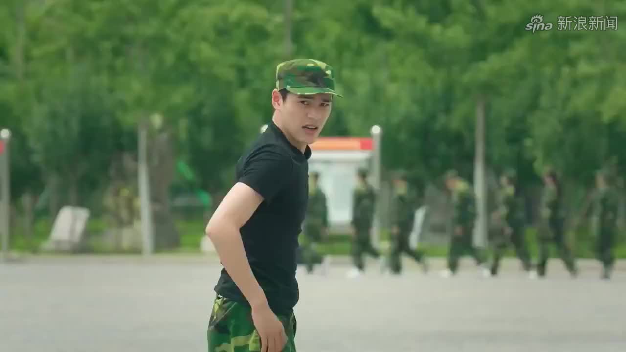 同学两亿岁:李芳质问易海蓝是不是喜欢宣墨,那齐扇又算什么