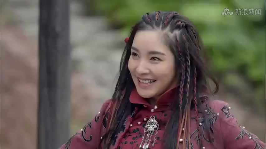 热血勇士:杨石榴和韩志鹏你侬我侬,谁料山寨出事,好心情被破坏