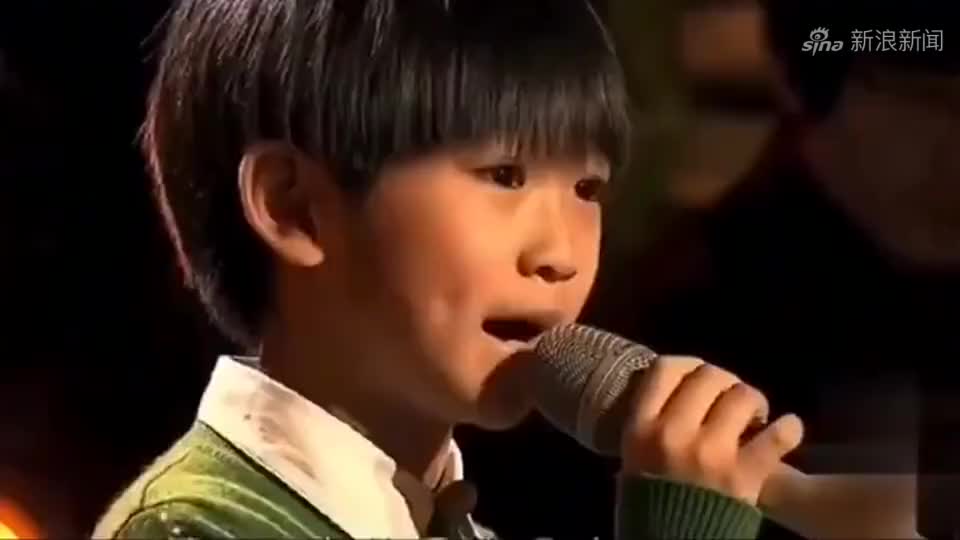 谢霆锋儿子小谢仔小芝芝演唱《哥哥在等待》