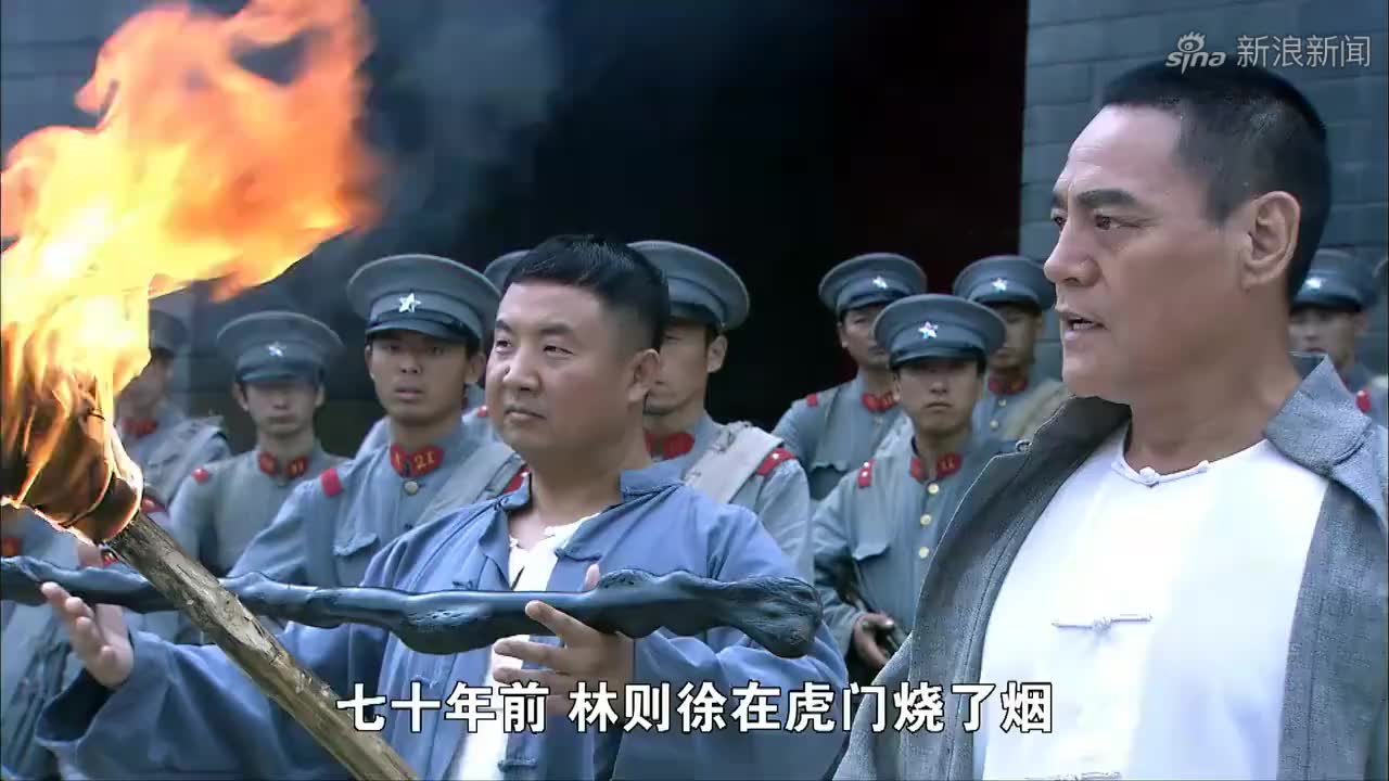 打狗棍:九斤当爹,为给孩子起名戴天理跟那素芝瞪眼,真是头倔驴