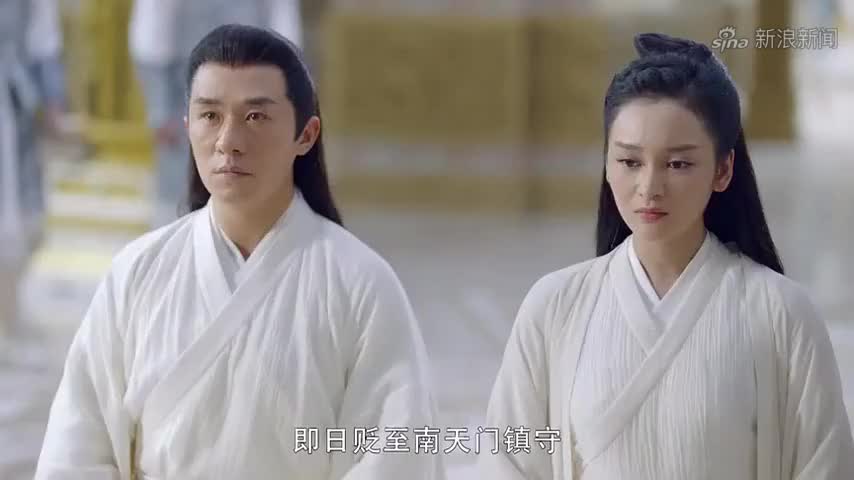 凤九丝毫没有察觉,这是真的"息泽",东华当然乐意和她上街游玩