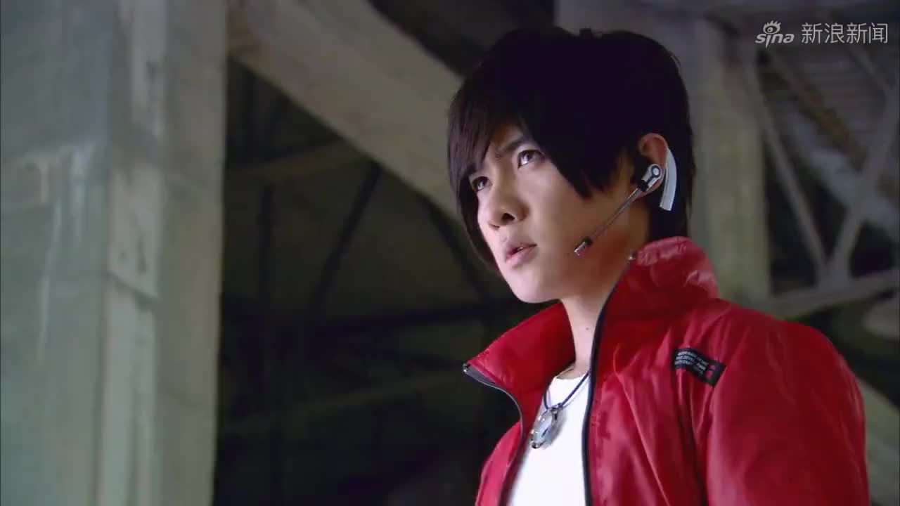 铠甲勇士:子阳变着身,走向了异能兽,真是帅气极了!