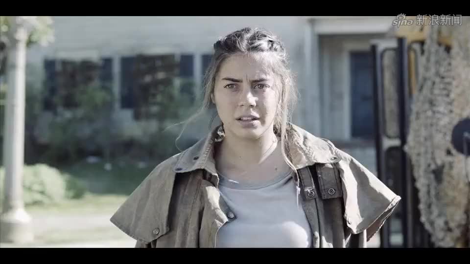 女子喝下神秘时间静止药水,单挑蜥蜴人,仿佛在玩真人射击游戏