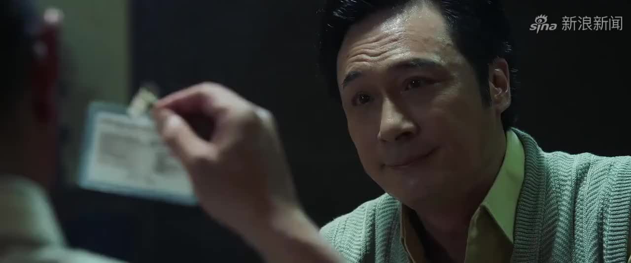 徐乐即将成为总华探长,上升时还不忘拉兄弟一把,给跛豪介绍业务