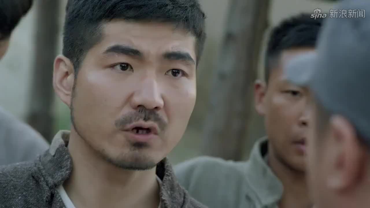 飞哥大英雄:梁飞和彩霞默契高,把马夫人绑了,一通训话