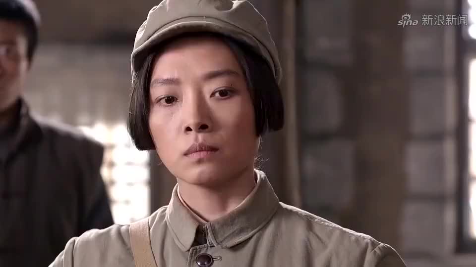 老农民:老农民卖金条被盯梢,还好自己跑得快,这才逃过一劫