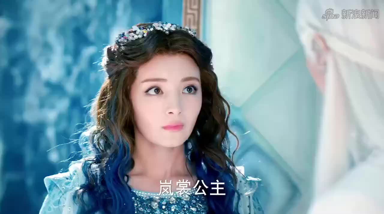 幻城:蝶澈美丽又恶毒,当着潮涯的面扔她妈去喂蝴蝶,潮涯崩溃!