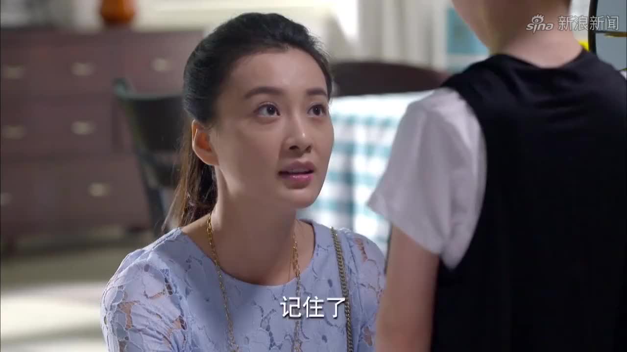 淘气爷孙:薇薇让嘉乐去收集莫莫头发,谁知嘉乐竟拔自己的交差