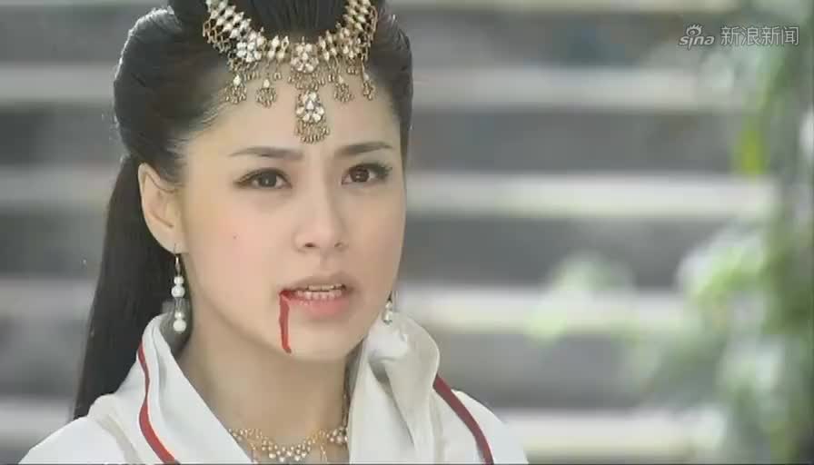 仙乐要和时幽冥做最后了断,直接将第三者魔音扇一边,太过瘾