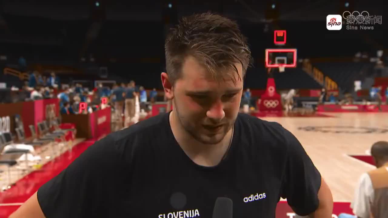 东京奥运会三人篮球铜牌得主塞尔维亚队杜桑-布鲁特