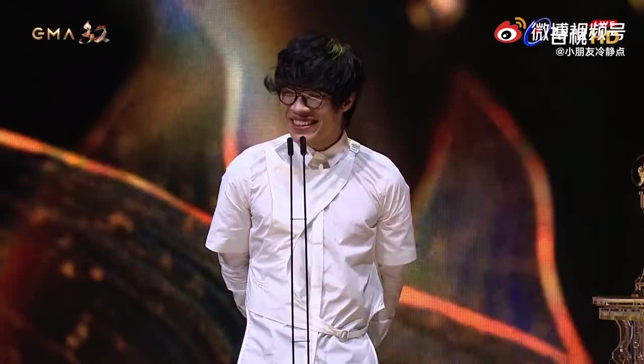 第三十二届金曲奖年度歌曲奖:卢广仲《刻在你心底的名字》