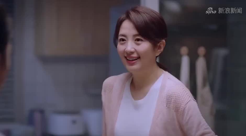 何炅被导演连坑五季,能看希希干一次活,乐开了花!