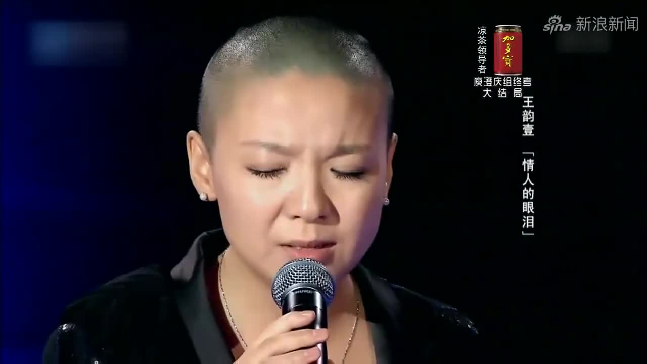 好声音:爱是怀疑一出口,杨坤直接坐直,这歌唱的真带劲儿!