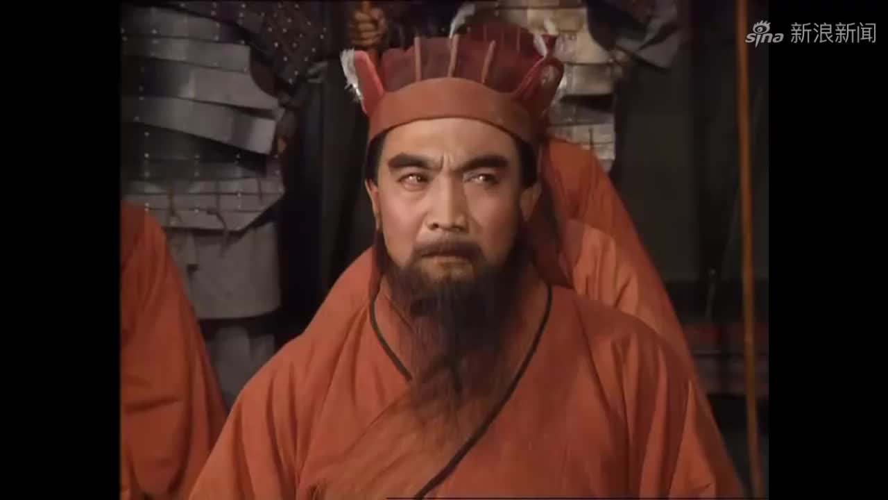 三国演义:袁绍够有血性,满朝文武只有他敢给董卓甩脸子!