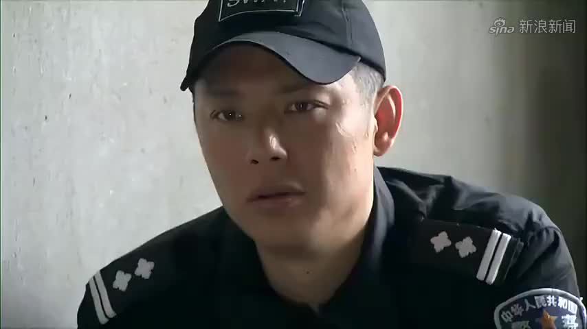 特种兵:强子掩护老炮逃脱,问他去哪,郑三炮:我只有上天了!