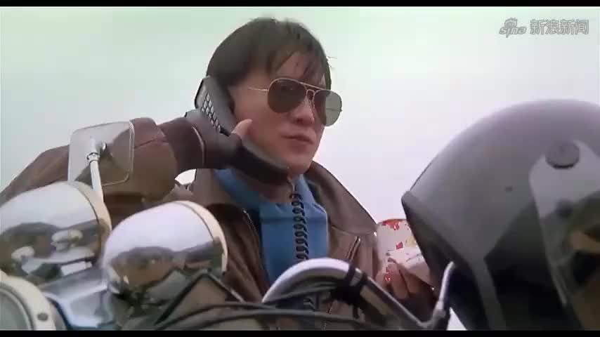 霹雳先锋:大傻哥用狙击步枪看赌马,一不小心扣动扳机,玩大了!