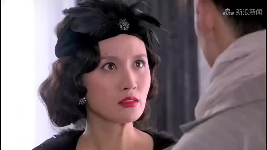 千金女贼:白狼为了帮助蒋心,提出一个条件,蒋心无法接受