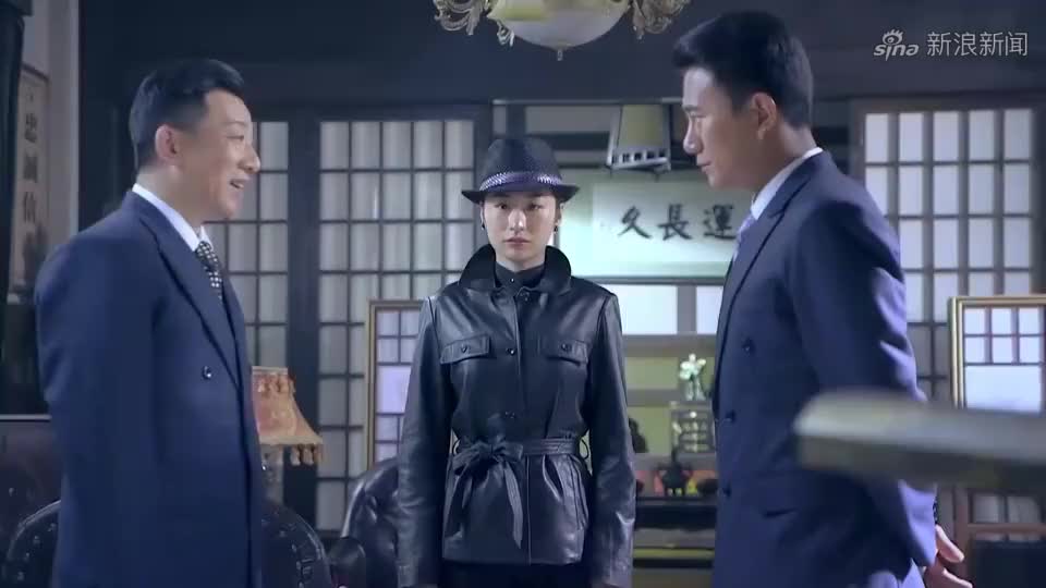 光影:为了脱险,陈静挟持了山木,谁知秀川云子正用狙击枪瞄准她