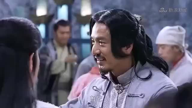 侠客行张三李四现世,腰间葫芦对他们是良药,别人喝就是剧毒