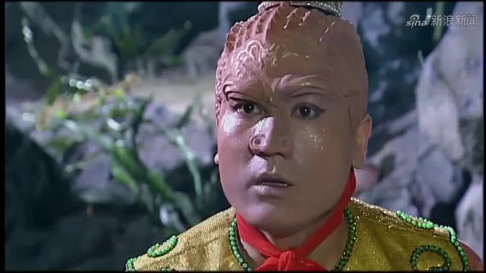 摩昂太子大骂鼍龙是孽畜,闯下大祸,大圣到水晶宫,逼迫龙王要人