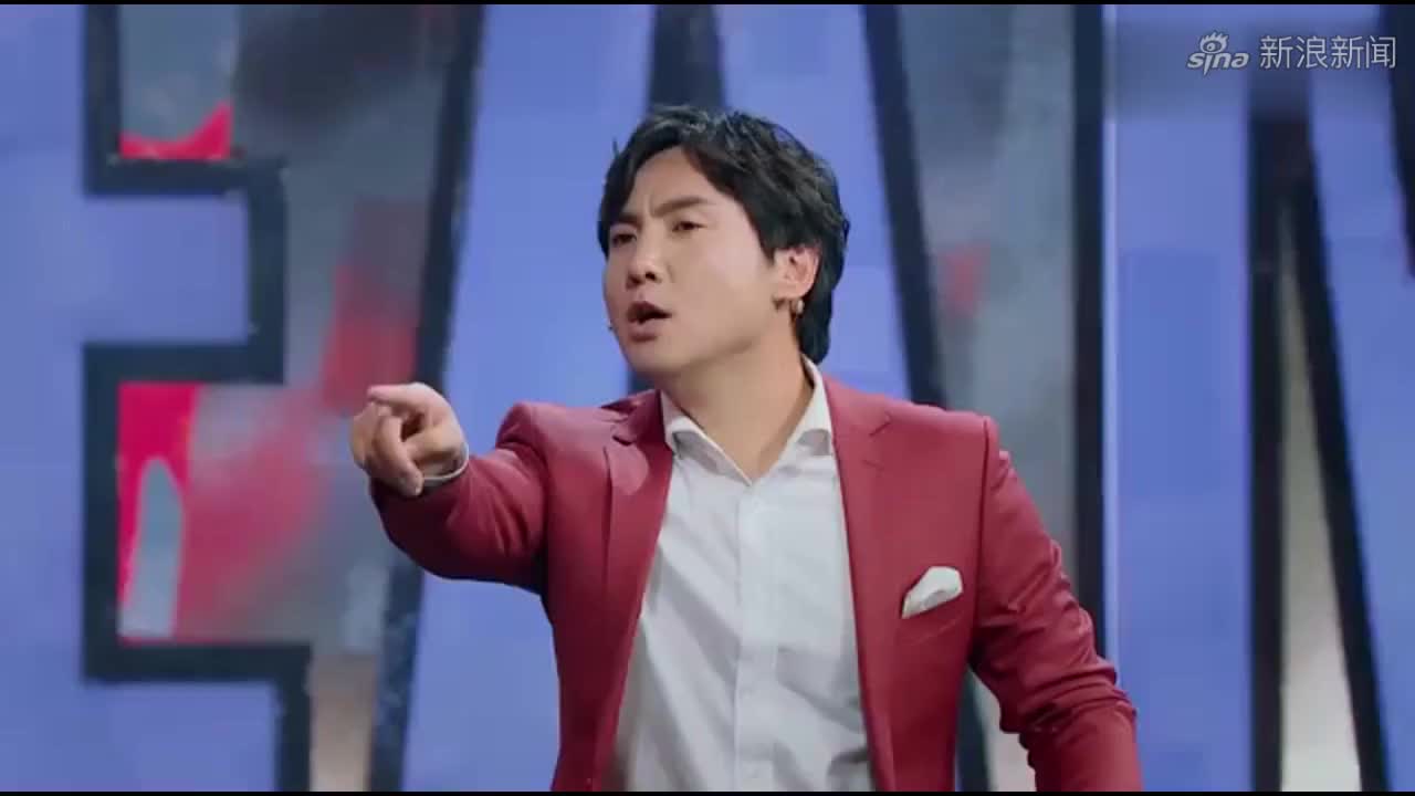 柳岩趴地上为沈腾演绎"美人鱼",宋小宝看呆了:哎呀老妹呀!