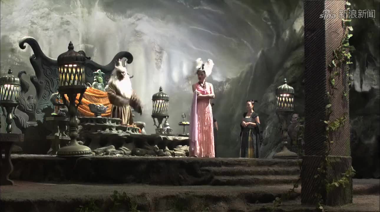 西游记:猴子陪同太白金星上天,发现天马车队,拉着上等水果!