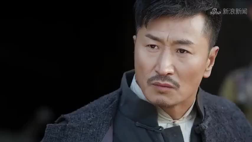 眼看炮楼攻打吃力,余东风让战友放浓烟,这可真是个好计策