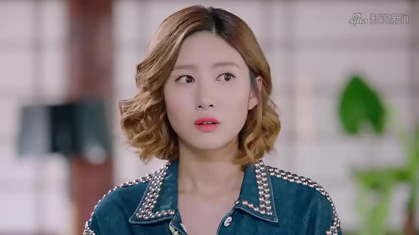 因为遇见你:果果看到依蓓的作品,神态反常,金教授起了疑心!