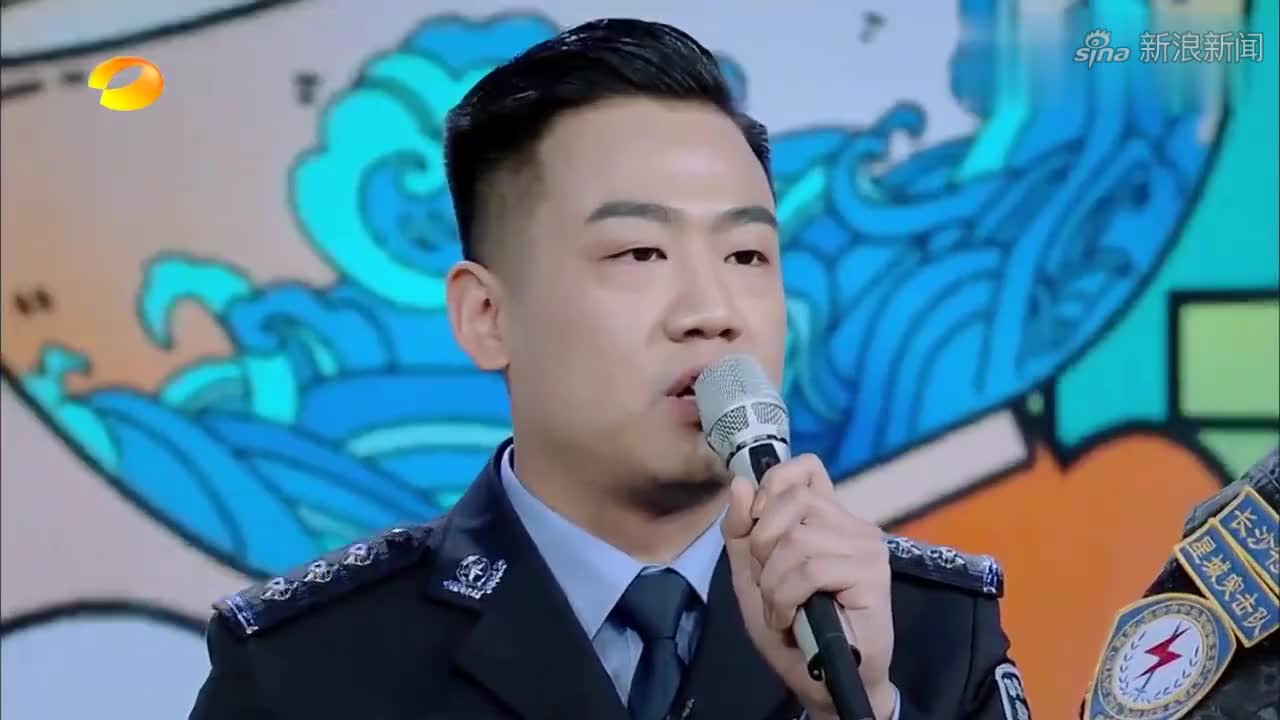 李雷和韩梅梅:看着男神和别的女生吃饭,嘴里的面都不觉得辣了!