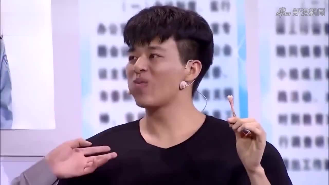 何欢提议玩游戏喝酒,不料于洋是个高手,该怎么办?