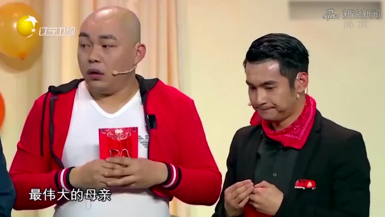 小品《洗脚》:潘长江韩兆爆笑合作,看啃老儿如何尽孝