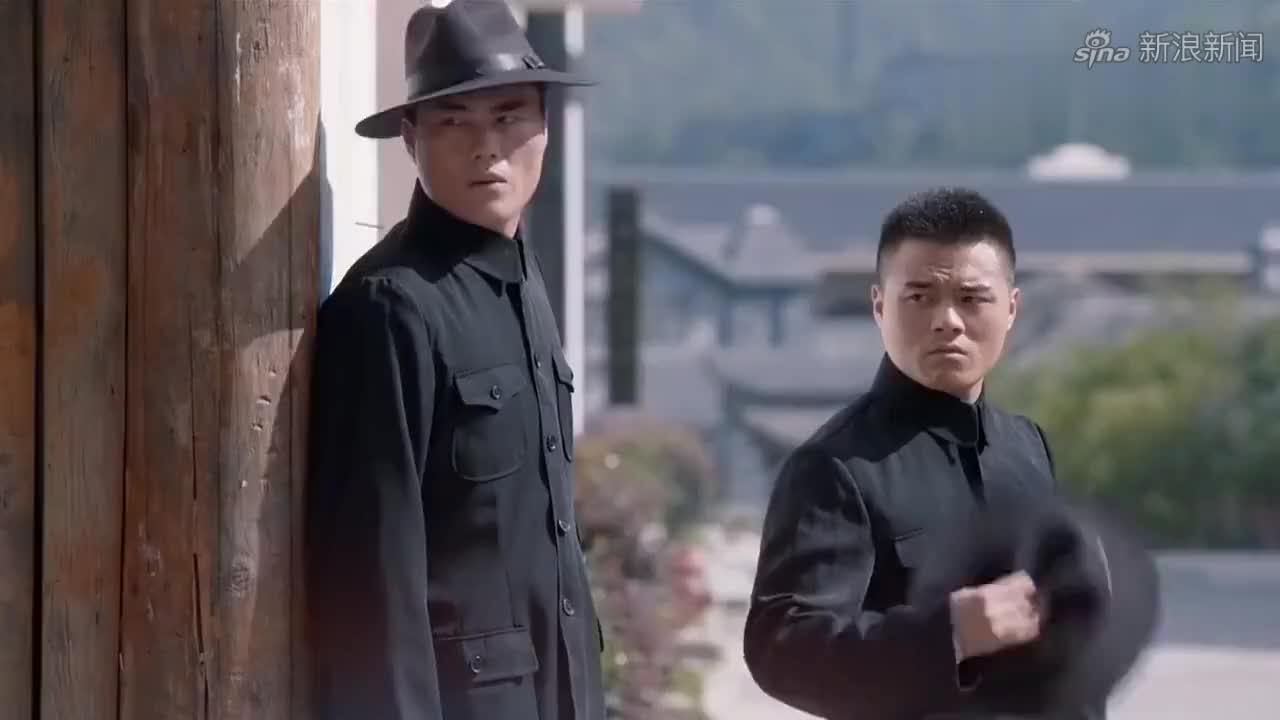 无名卫士:为了掩护袁山,阿六故意将他击伤