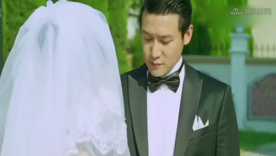 胭脂:美女特工与陆毅假结婚,婚纱一摘,直接大开杀戒