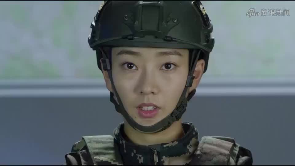 蓝军出击:女兵想当特种兵,谁料旅长不同意,为表决心立马剃平头