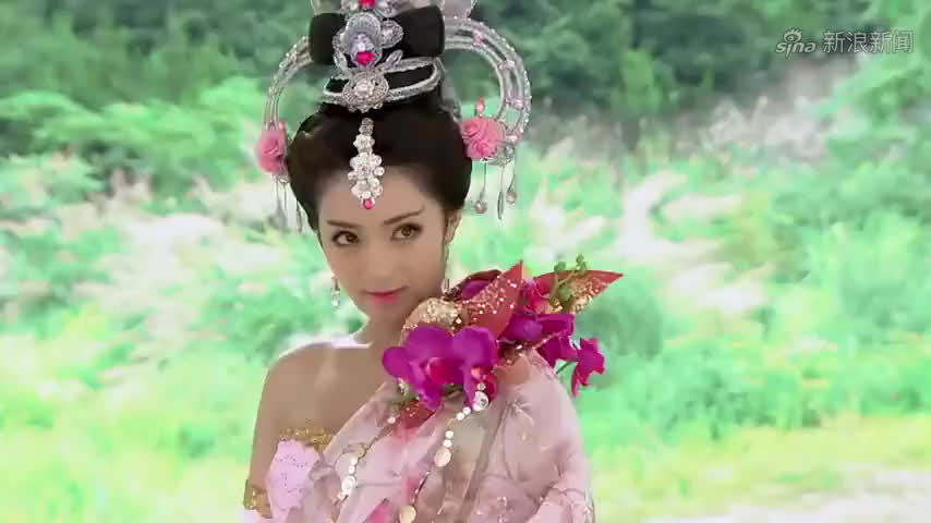 封神英雄榜:妲己诱捕姜子牙,故意打伤姜子牙一掌