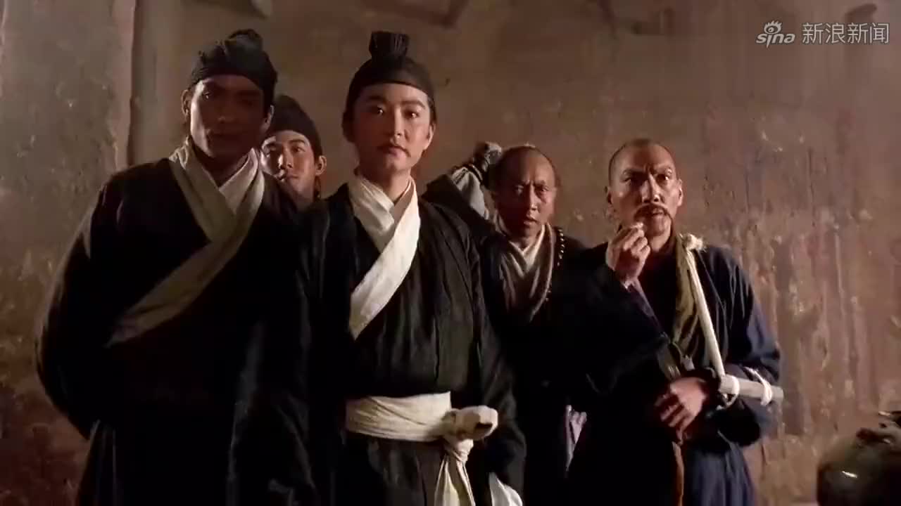 龙门客栈表面是正经声音,其实卖的是人肉包子,刁不遇的刀太快了