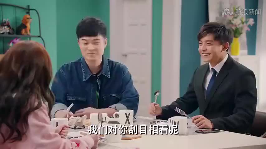 爱情公寓:吉他手不见了,咖喱酱上场拖时间,竟表演支付宝配音!
