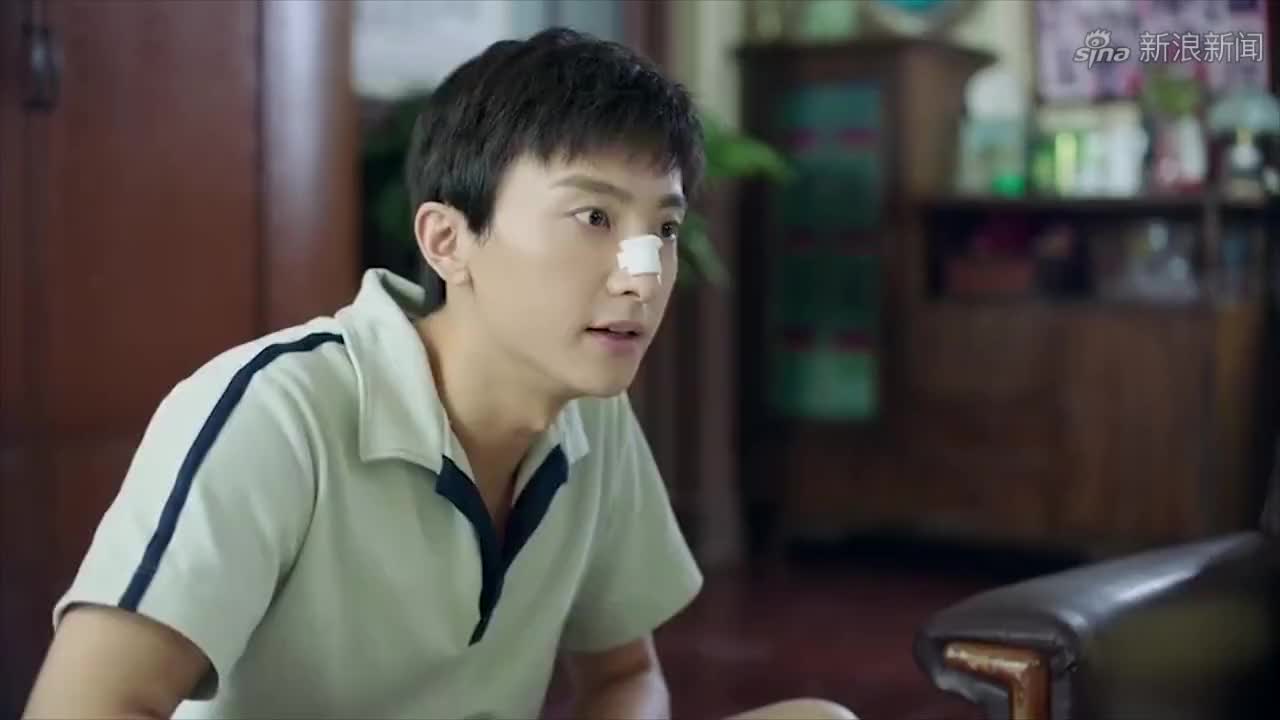 亲爱的麻洋街马达达带片酬回家让爸妈别再为钱吵架了