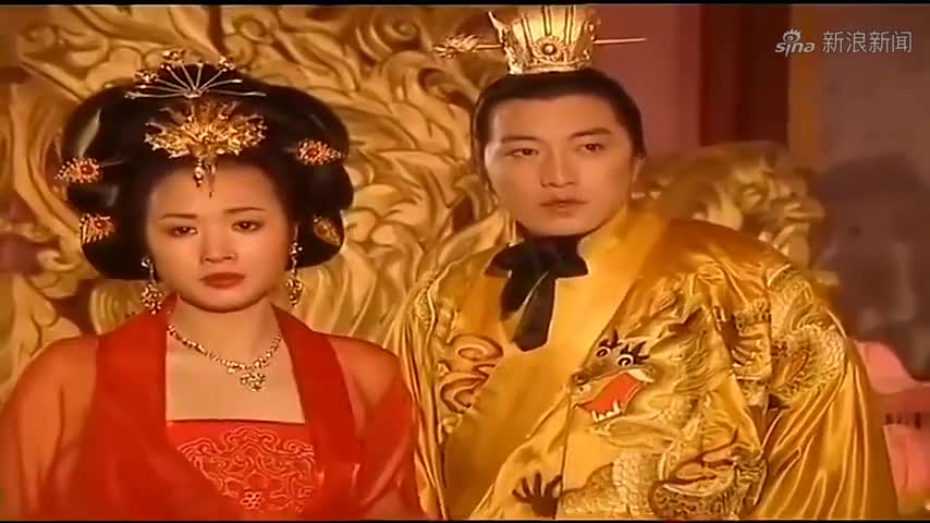 隋唐演义:宣华夫人一身红装依偎在杨广的怀中,真应那句红颜祸水