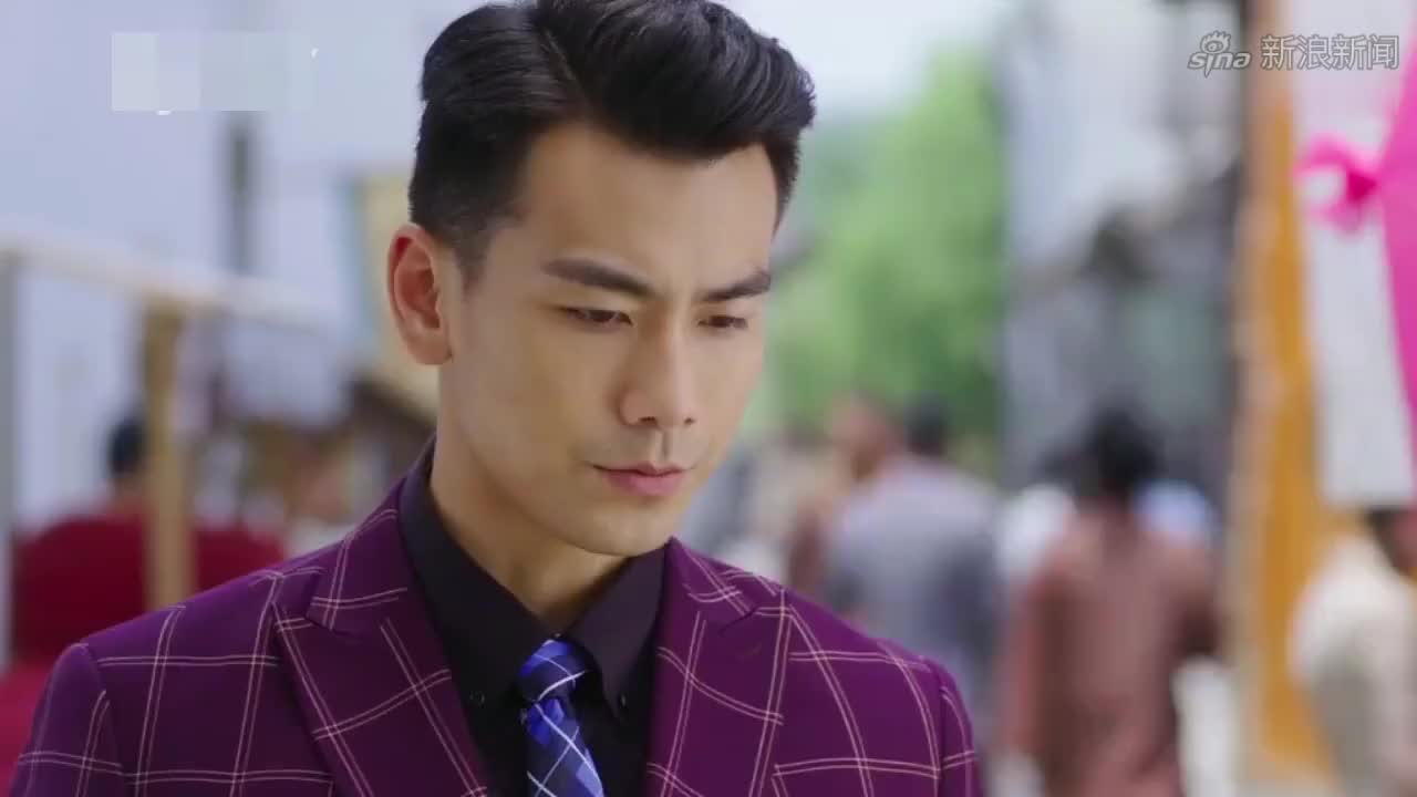 羽毛耳环:好朋友爱的是同一人,一边是朋友一边是爱人,如何选择