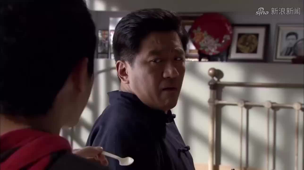 双城生活:郝京妮的奢侈生活,竟是亲妈背后提供的,顿时火大了